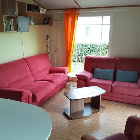 Mobil-home A La Campagne Proche De La Chalé *